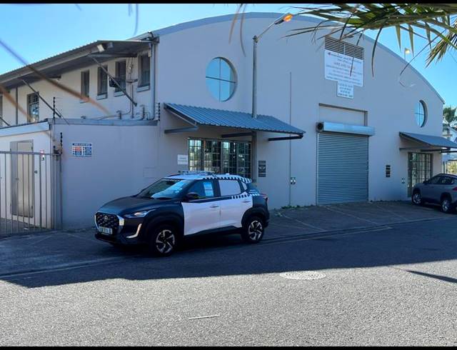 INDUSTRIAL PROPERTY TO RENT IN PAARDEN EILAND